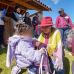 Gobierno municipal acerca apoyos y servicios a comunidades alejadas