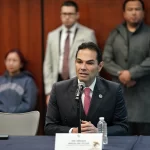 Avalan en comisiones reformas de Enrique Vargas para sancionar la violencia docente