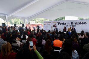 Ofertan más de mil 500 empleos en feria laboral de Tlalnepantla